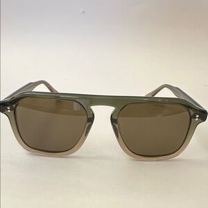 KREWE Zander Green Gradient Unisex Aviator Sunglasses + Case